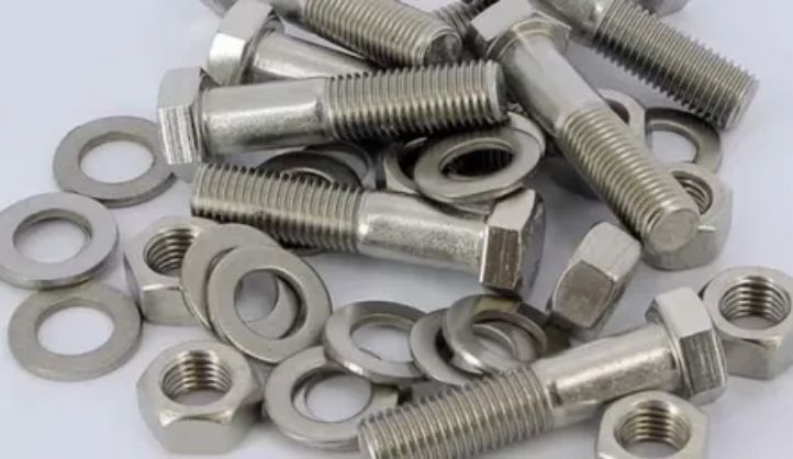 Incoloy Stud Bolts